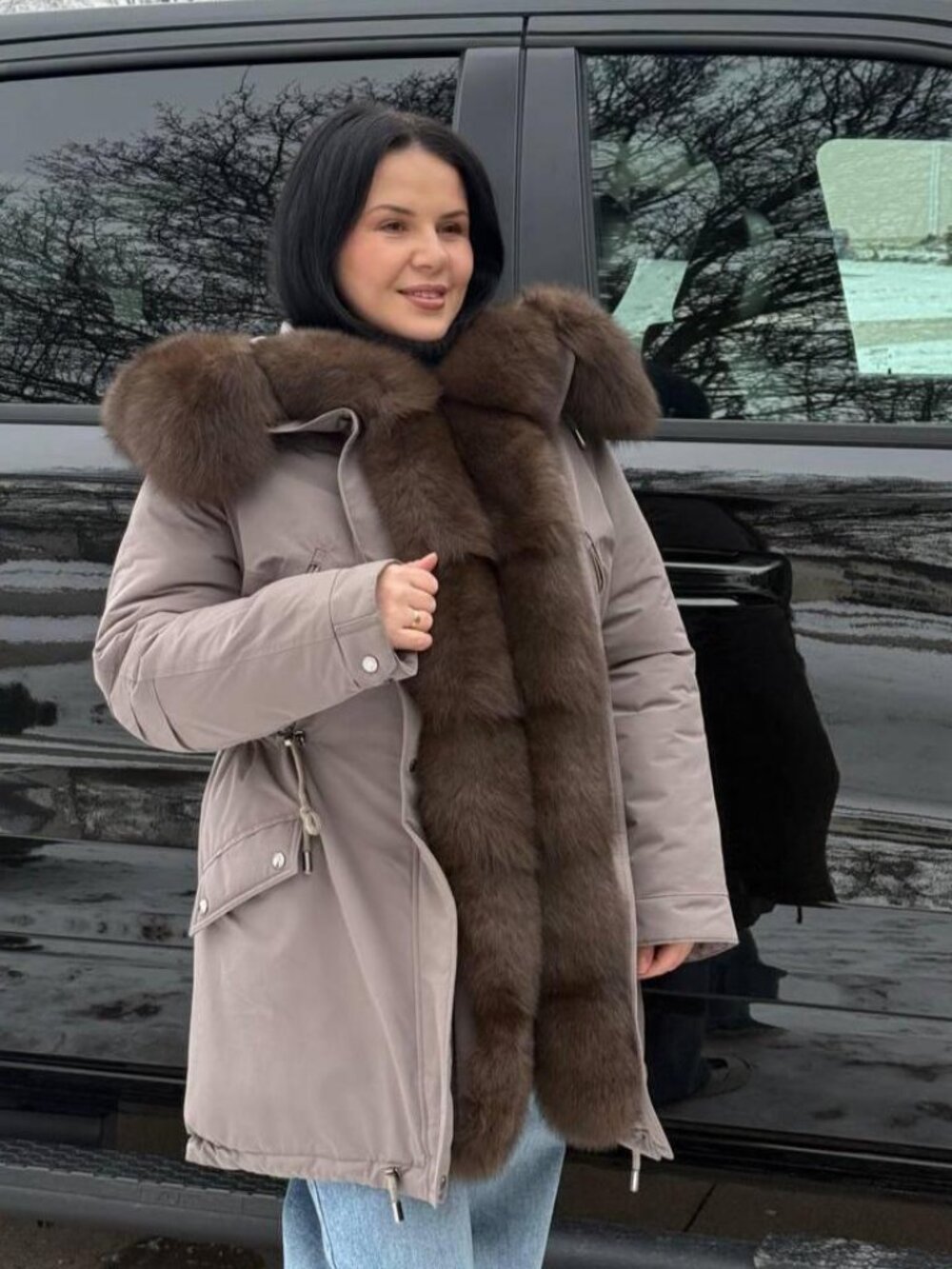 Women's Winter Parka with Real Fox Fur, Heavy Duty Winter Jacket - Picture 9 of 9